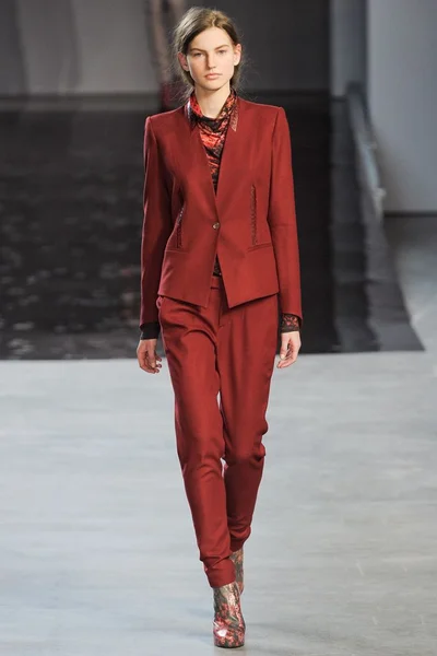 Look 17